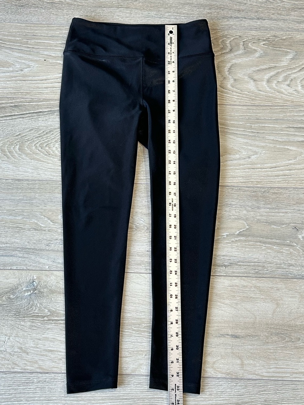 Noli Metallic Shine High Rise Cropped Leggings Black Small - Picture 6 of 11
